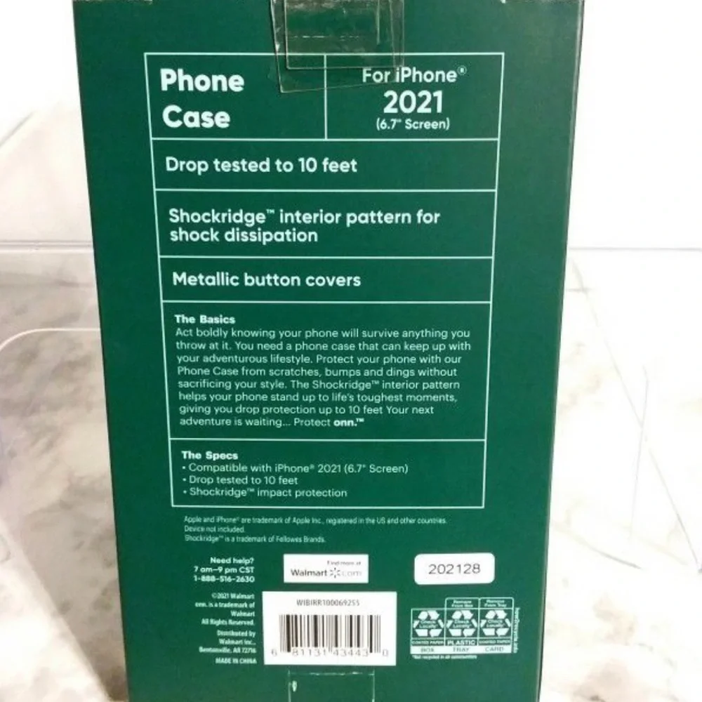 iPhone 13 (6.7in) case metallic & colorful, super cute! New, still in box!